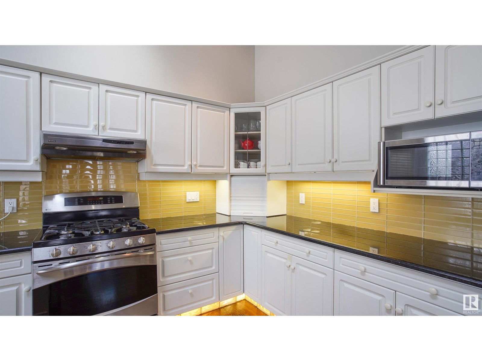 4352 31 St Nw, Edmonton, Alberta  T6T 1C2 - Photo 8 - E4437012