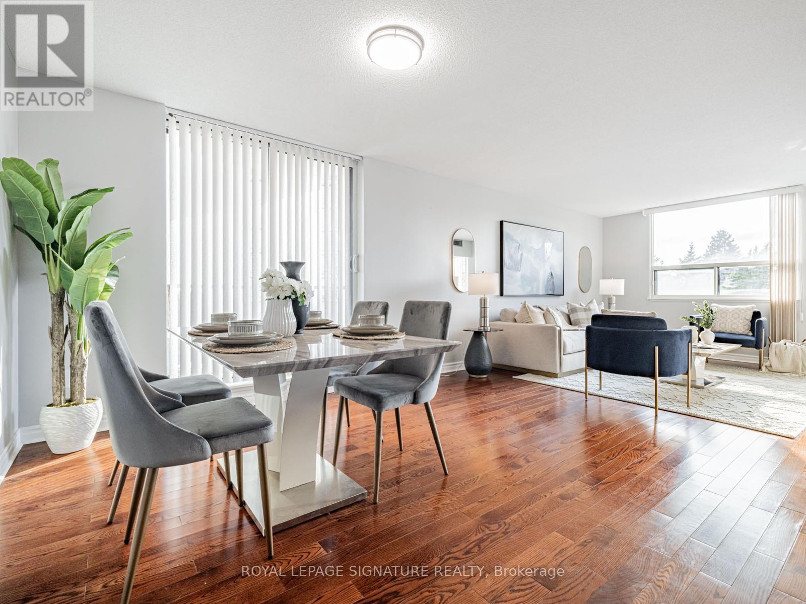 305 - 20 Harding Boulevard W, Richmond Hill, Ontario  L4C 9S4 - Photo 4 - N12155262