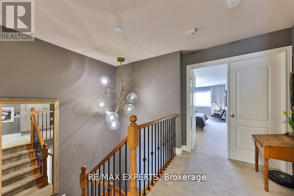 119 Westbury Court, Richmond Hill, Ontario  L4L 2S3 - Photo 32 - N12155309