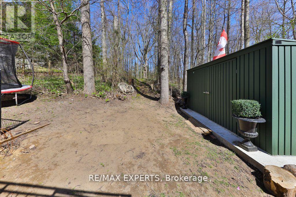 119 Westbury Court, Richmond Hill, Ontario  L4L 2S3 - Photo 43 - N12155309