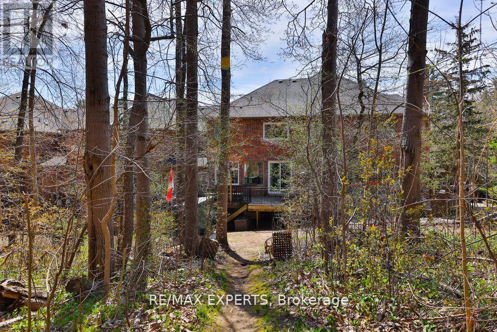 119 Westbury Court, Richmond Hill, Ontario  L4L 2S3 - Photo 45 - N12155309