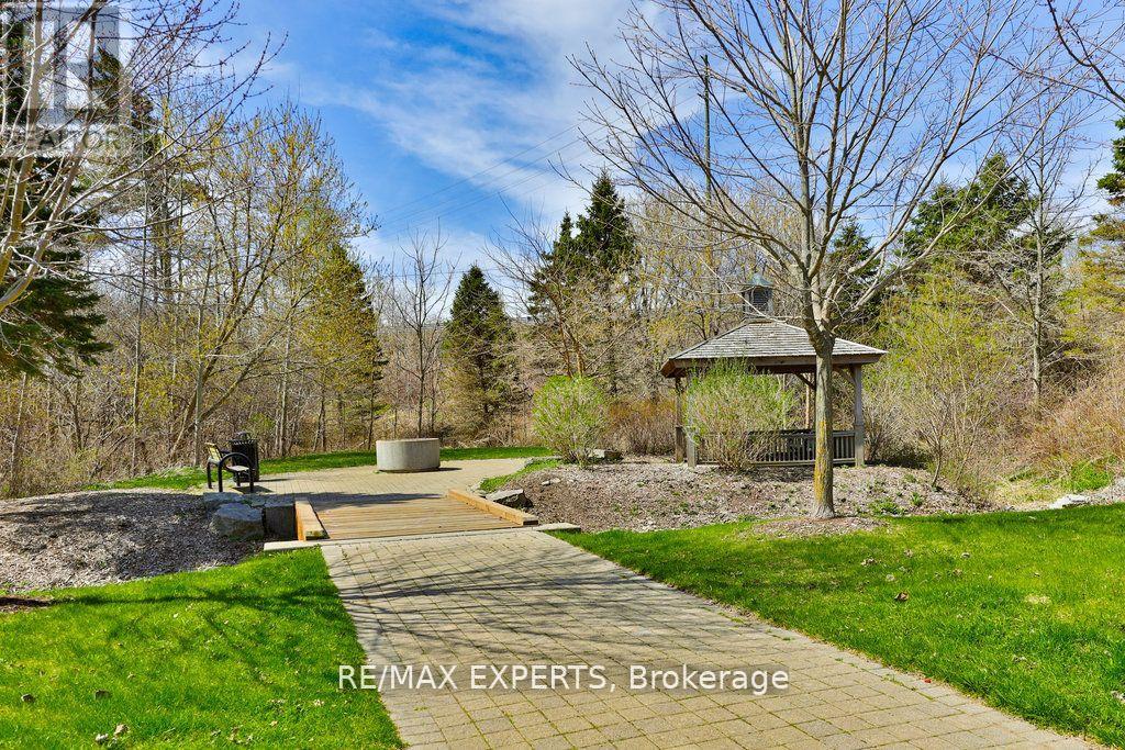 119 Westbury Court, Richmond Hill, Ontario  L4L 2S3 - Photo 48 - N12155309