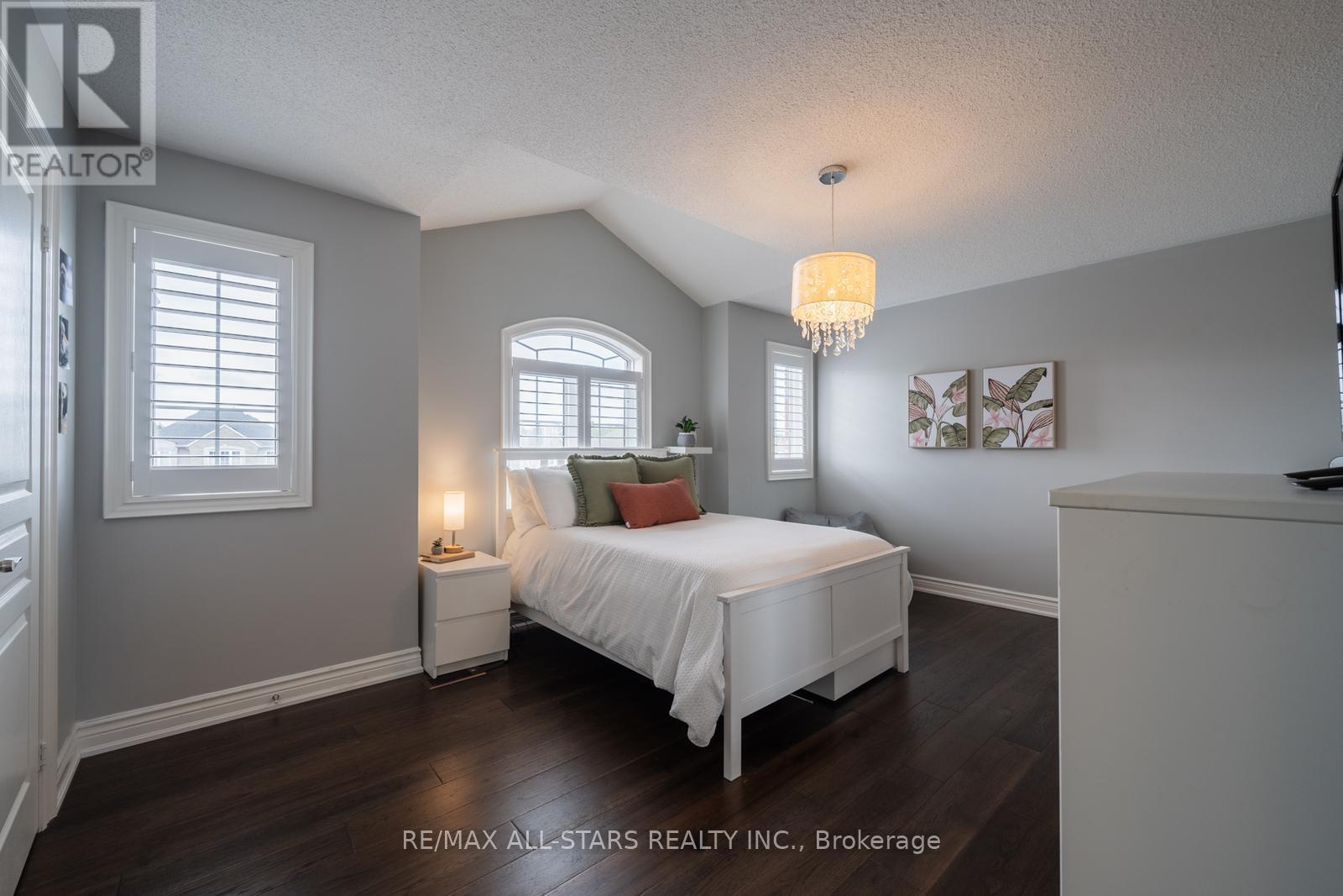 407 Hoover Park Drive, Whitchurch-Stouffville (Stouffville), Ontario  L4A 1P4 - Photo 26 - N12155316