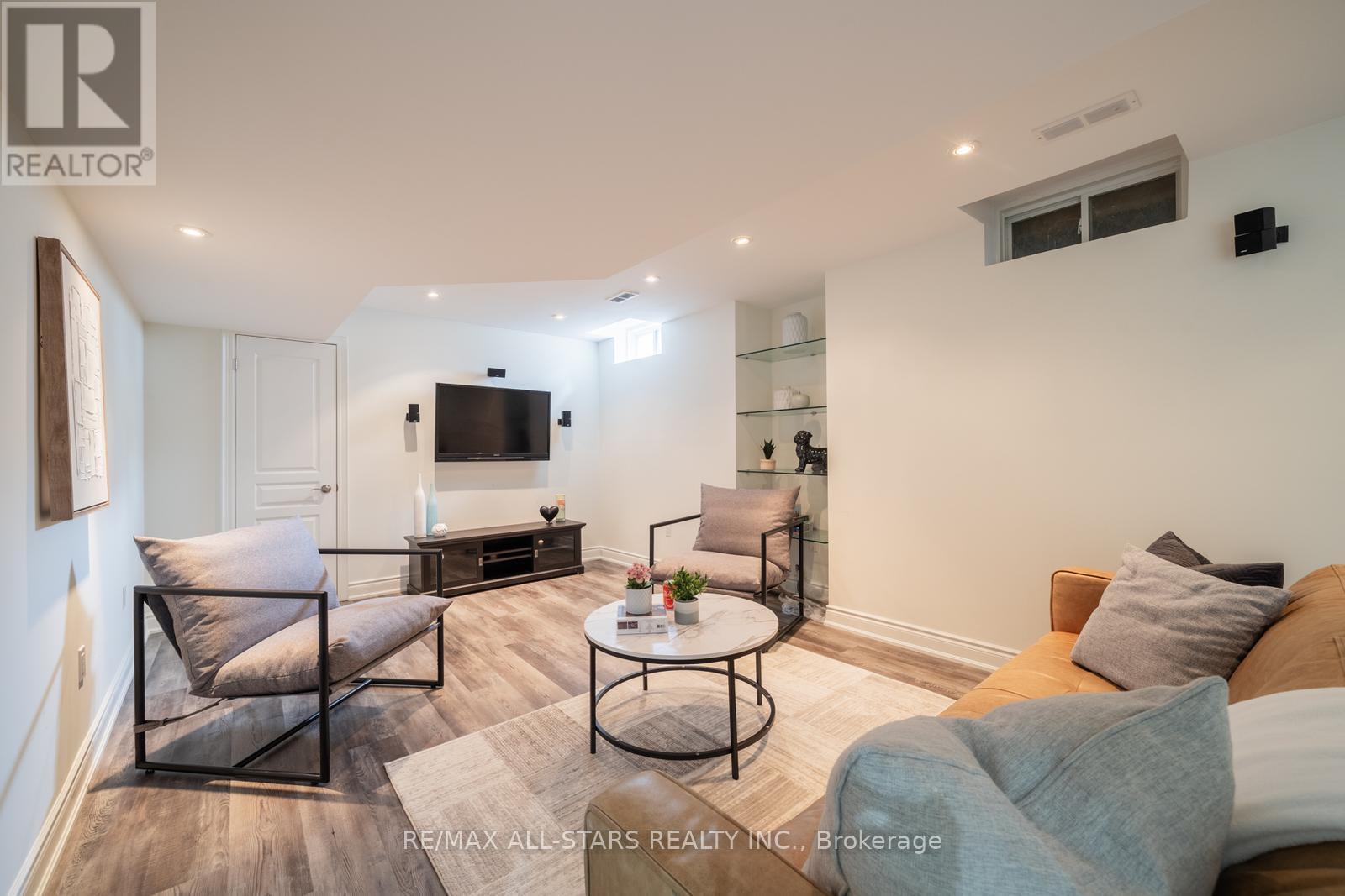 407 Hoover Park Drive, Whitchurch-Stouffville (Stouffville), Ontario  L4A 1P4 - Photo 40 - N12155316
