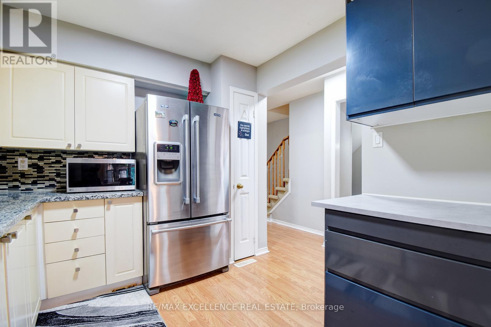 28 Mcknight Crescent, New Tecumseth, Ontario  L0G 1W0 - Photo 11 - N12155322