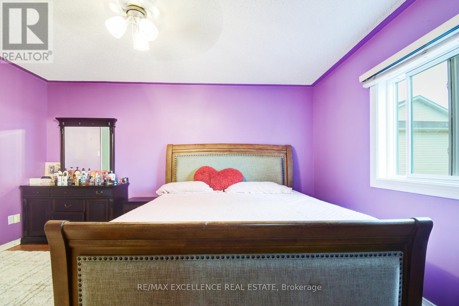 28 Mcknight Crescent, New Tecumseth, Ontario  L0G 1W0 - Photo 19 - N12155322