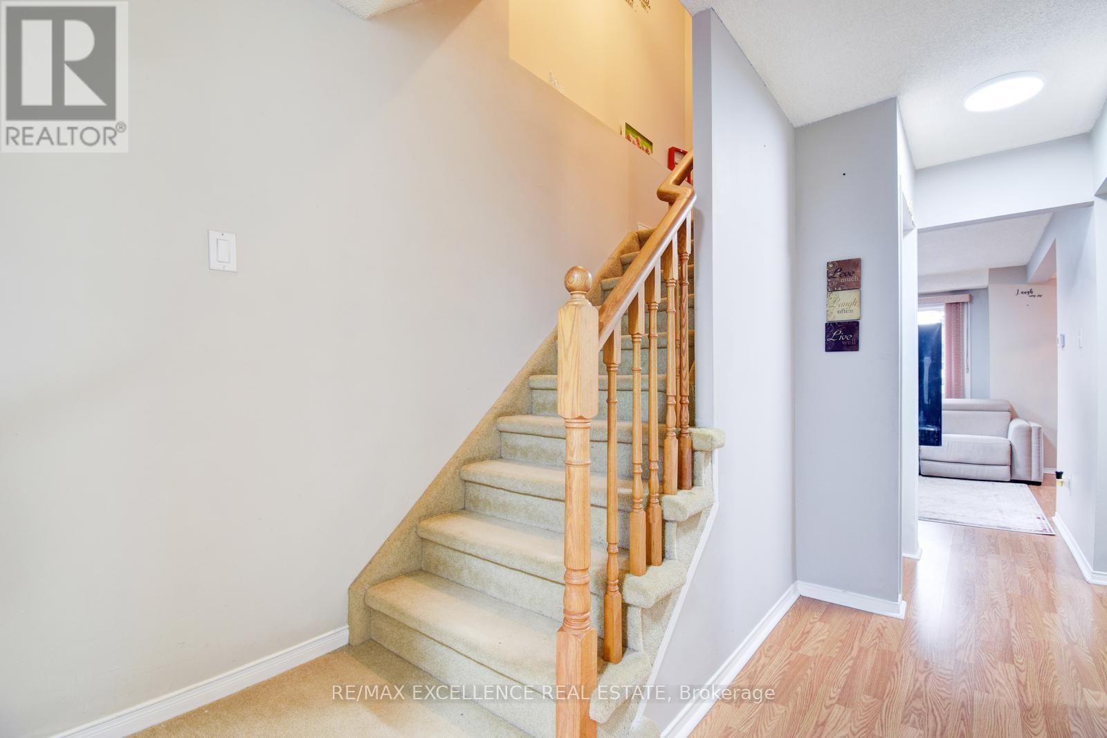 28 Mcknight Crescent, New Tecumseth, Ontario  L0G 1W0 - Photo 6 - N12155322