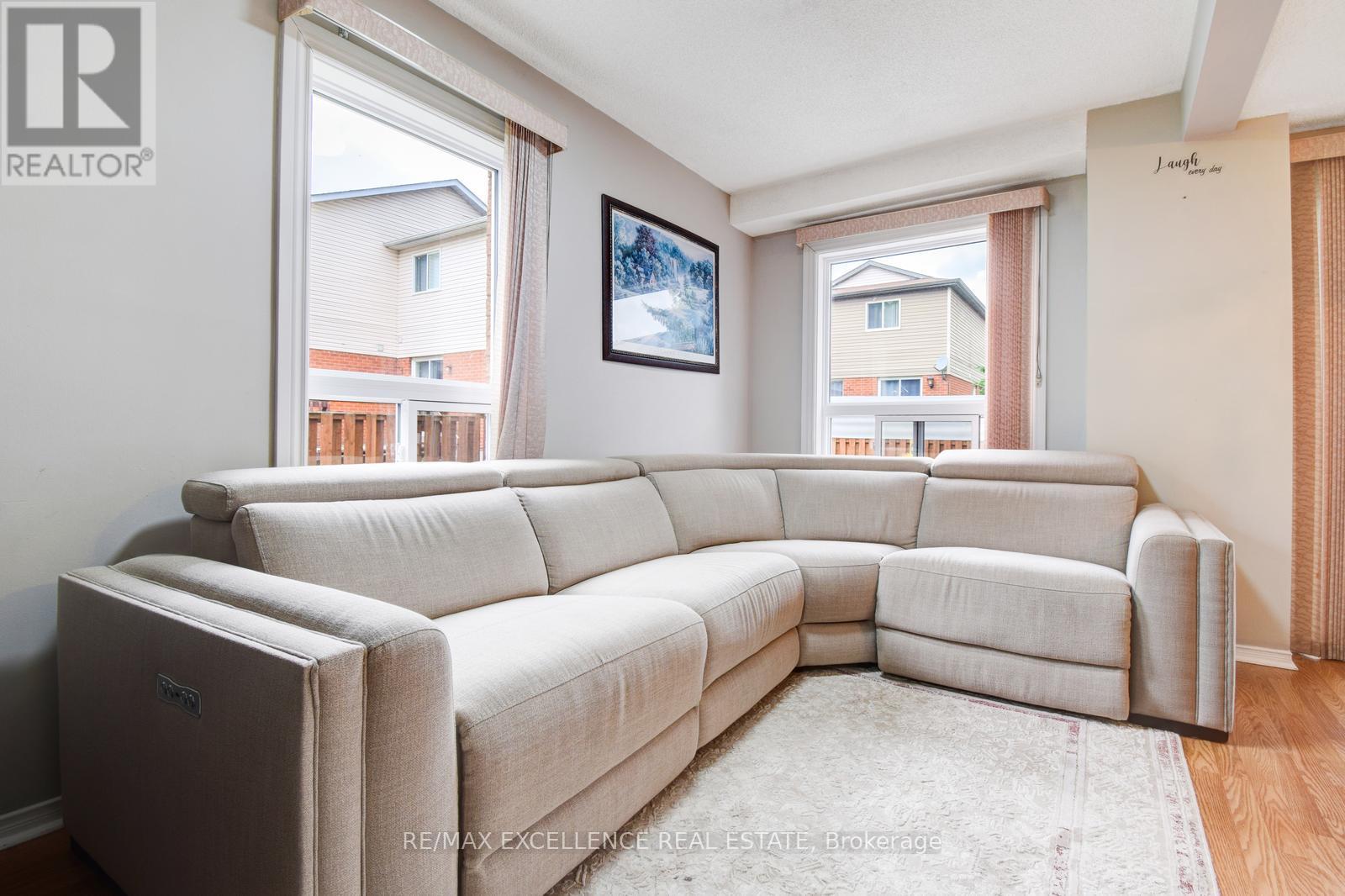 28 Mcknight Crescent, New Tecumseth, Ontario  L0G 1W0 - Photo 9 - N12155322
