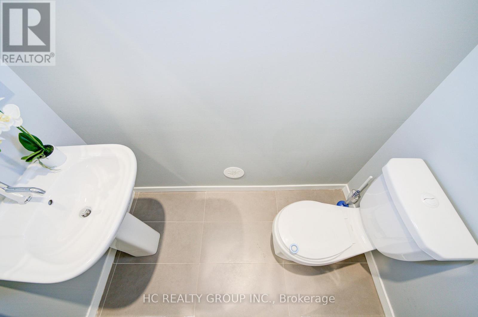 25 Lafferty Lane, Richmond Hill, Ontario  L4C 0Z8 - Photo 21 - N12155340