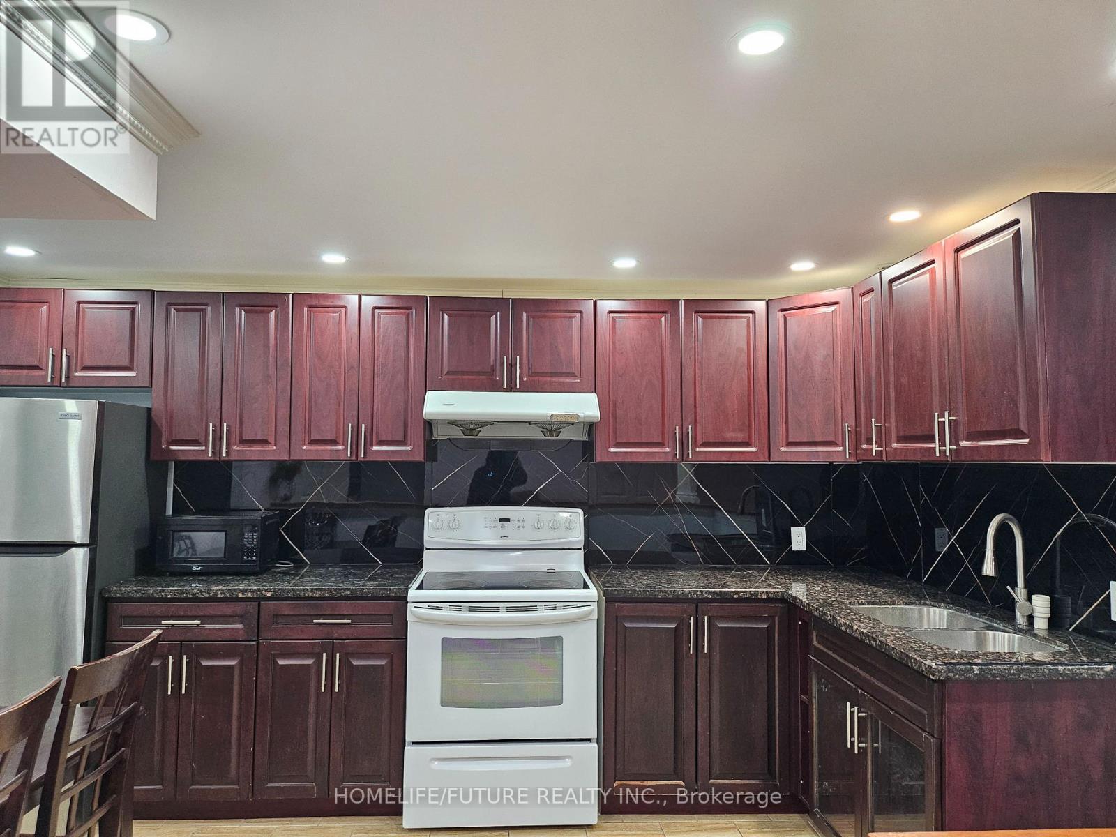 Bsmt - 9 White Cedar Drive, Markham, Ontario  L3S 4B6 - Photo 3 - N12155353