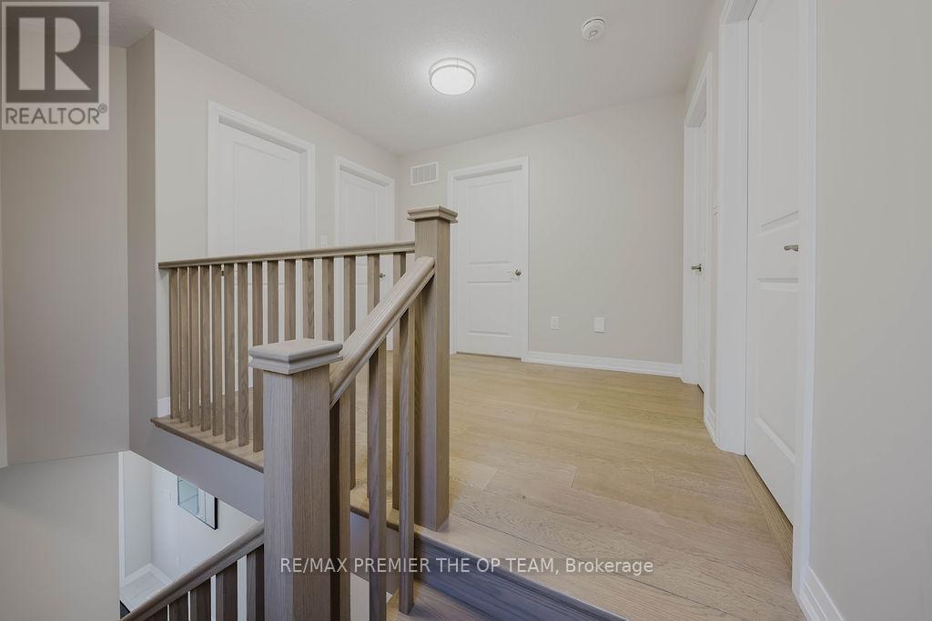 78 Sagewood Avenue, Barrie, Ontario  L9J 0K5 - Photo 18 - S12155392