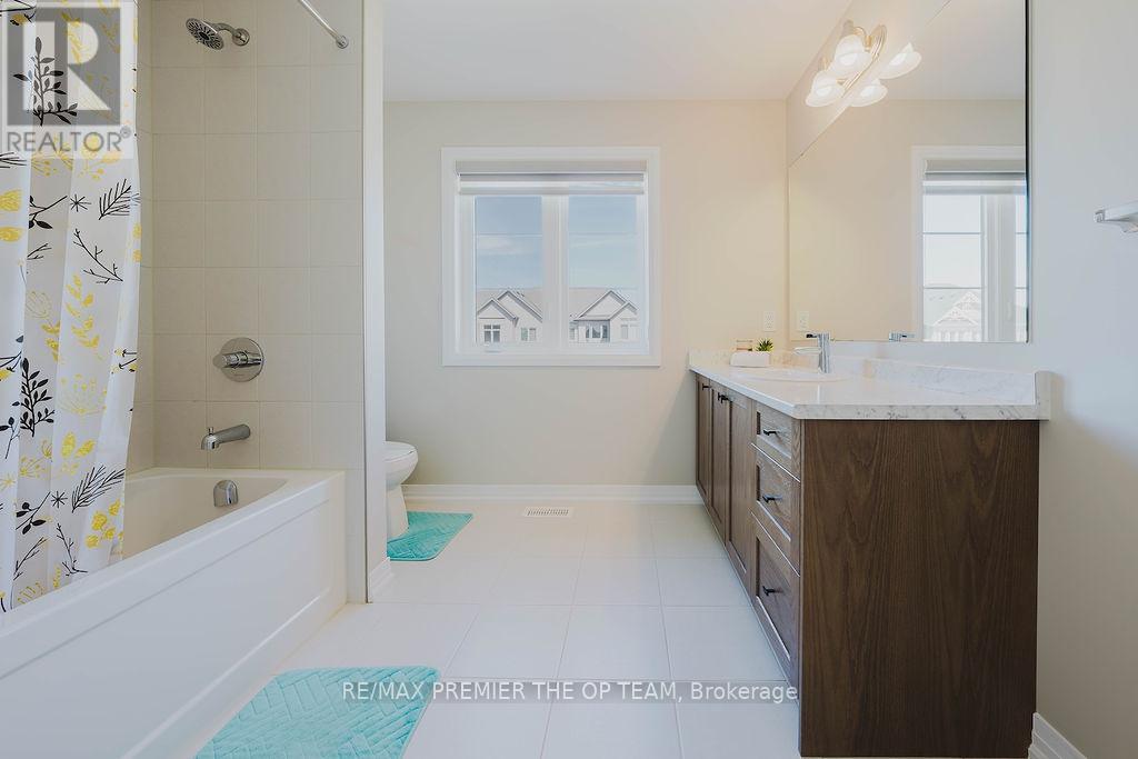 78 Sagewood Avenue, Barrie, Ontario  L9J 0K5 - Photo 26 - S12155392