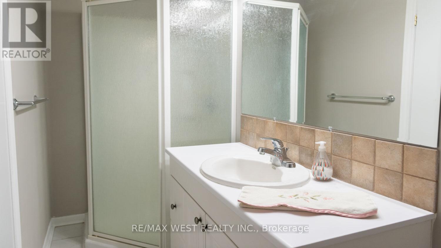 25 Norman Avenue, King, Ontario  L0G 1N0 - Photo 16 - N12063800