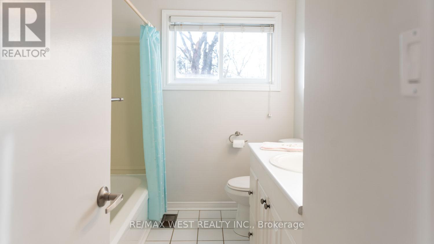 25 Norman Avenue, King, Ontario  L0G 1N0 - Photo 20 - N12063800