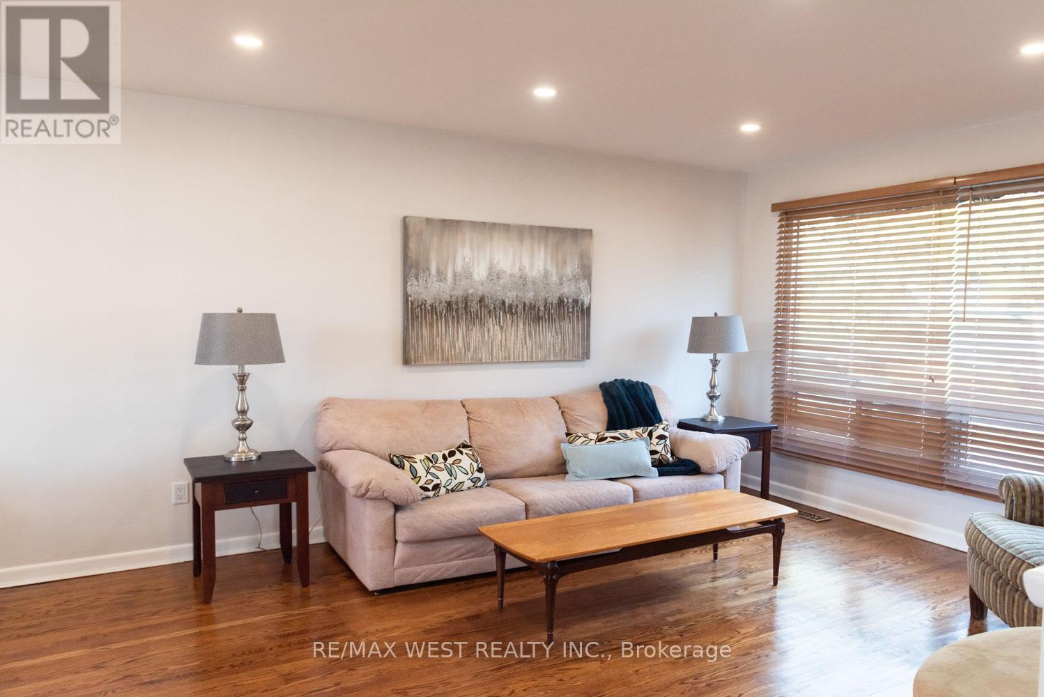 25 Norman Avenue, King, Ontario  L0G 1N0 - Photo 6 - N12063800