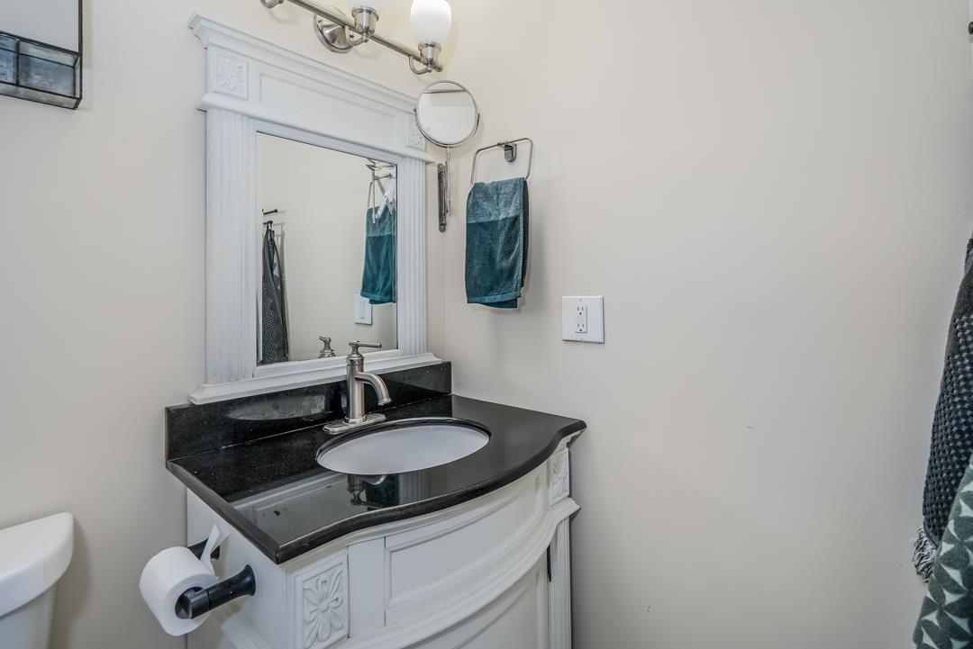 301 1341 George Street, White Rock, British Columbia  V4B 4A1 - Photo 13 - R3003831