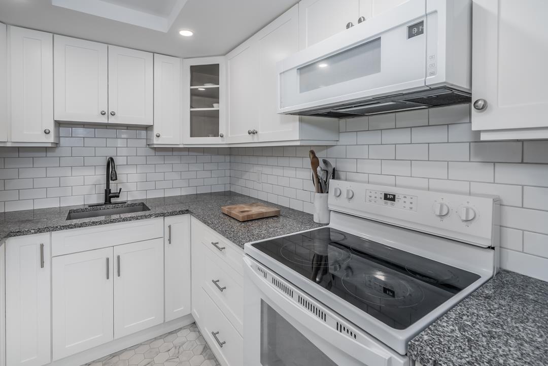301 1341 George Street, White Rock, British Columbia  V4B 4A1 - Photo 8 - R3003831
