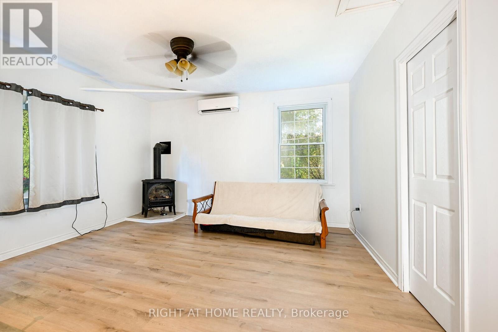 1396 Progreston Road, Hamilton, Ontario  L0R 1H3 - Photo 30 - X12152991