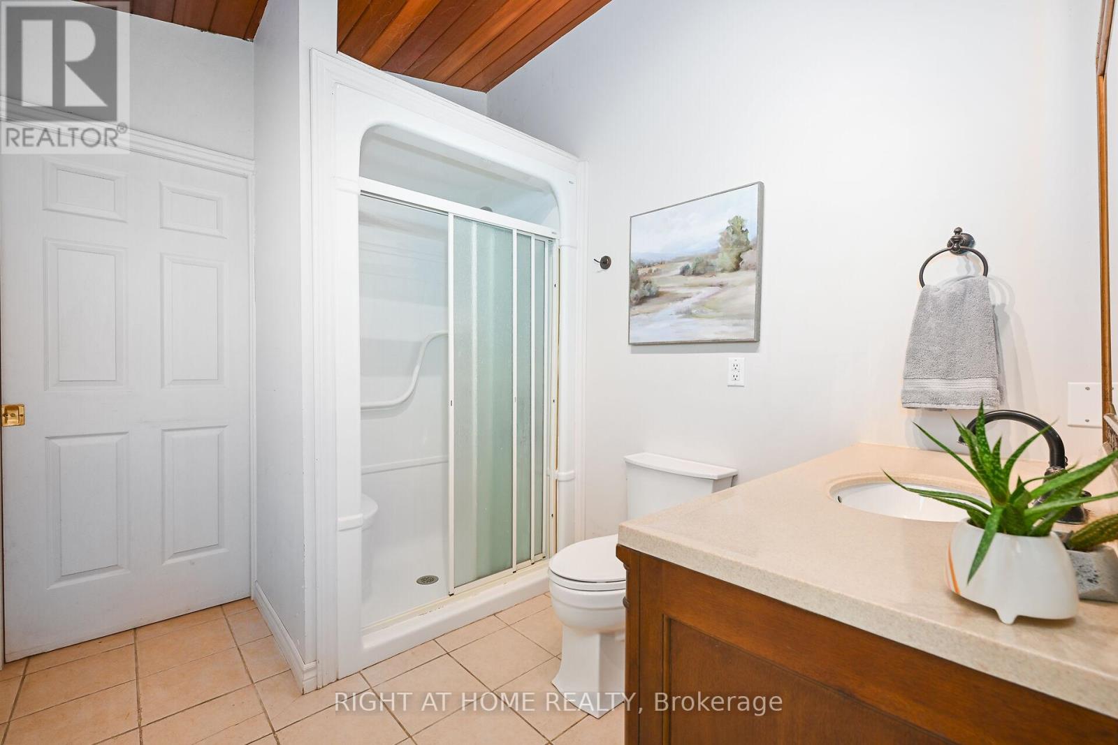 1396 Progreston Road, Hamilton, Ontario  L0R 1H3 - Photo 28 - X12152991