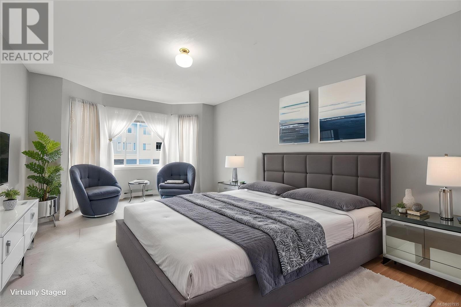 Property at 211 3921 Shelbourne St image 3