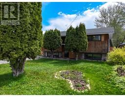 710 8th Street, golden, British Columbia