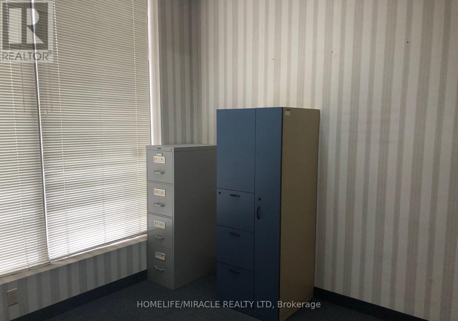 12 - 975 Midway Boulevard, Mississauga, Ontario  L5T 2C6 - Photo 12 - W12155277