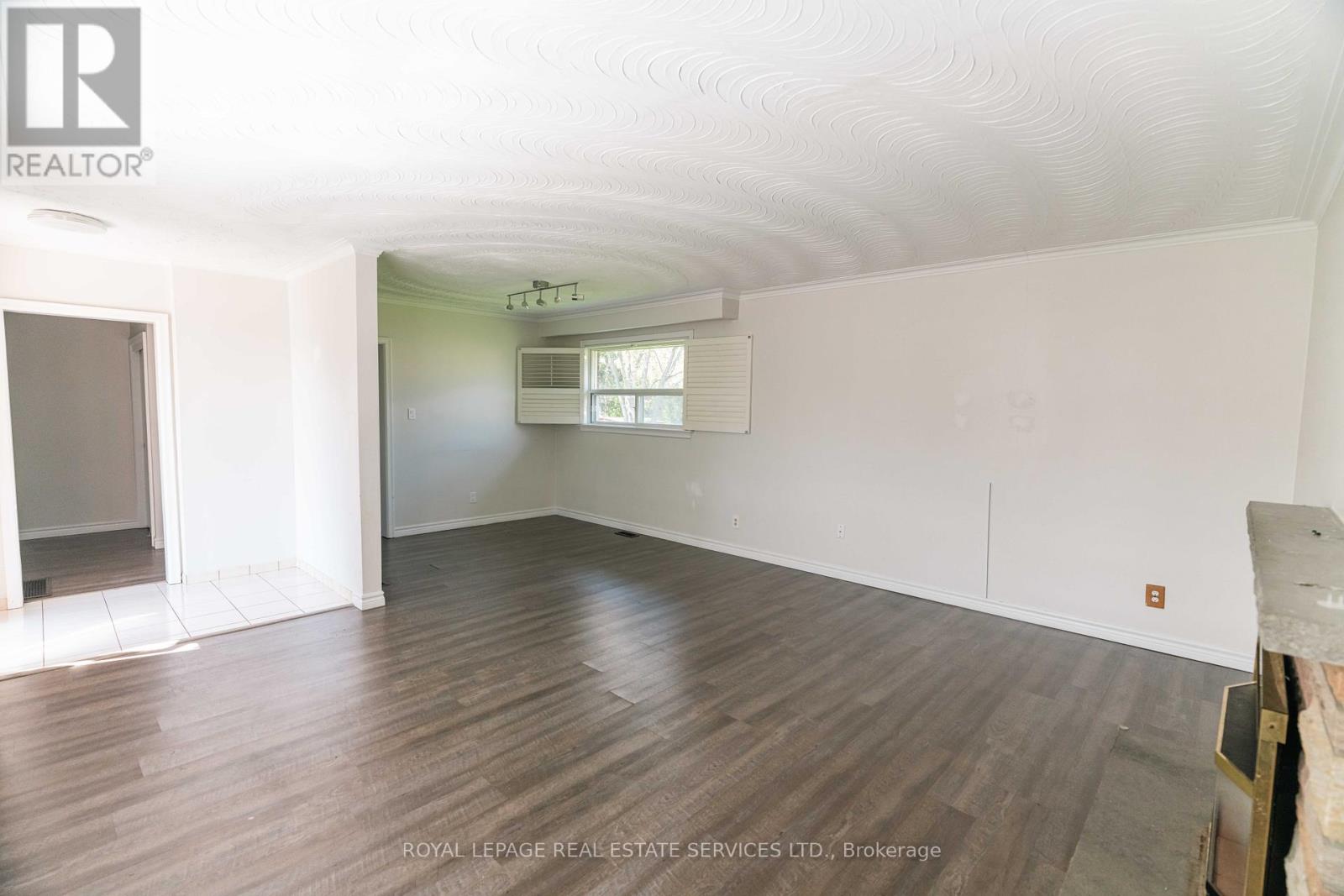 365 Sandhurst Drive, Oakville, Ontario  L6L 4L1 - Photo 34 - W12155292