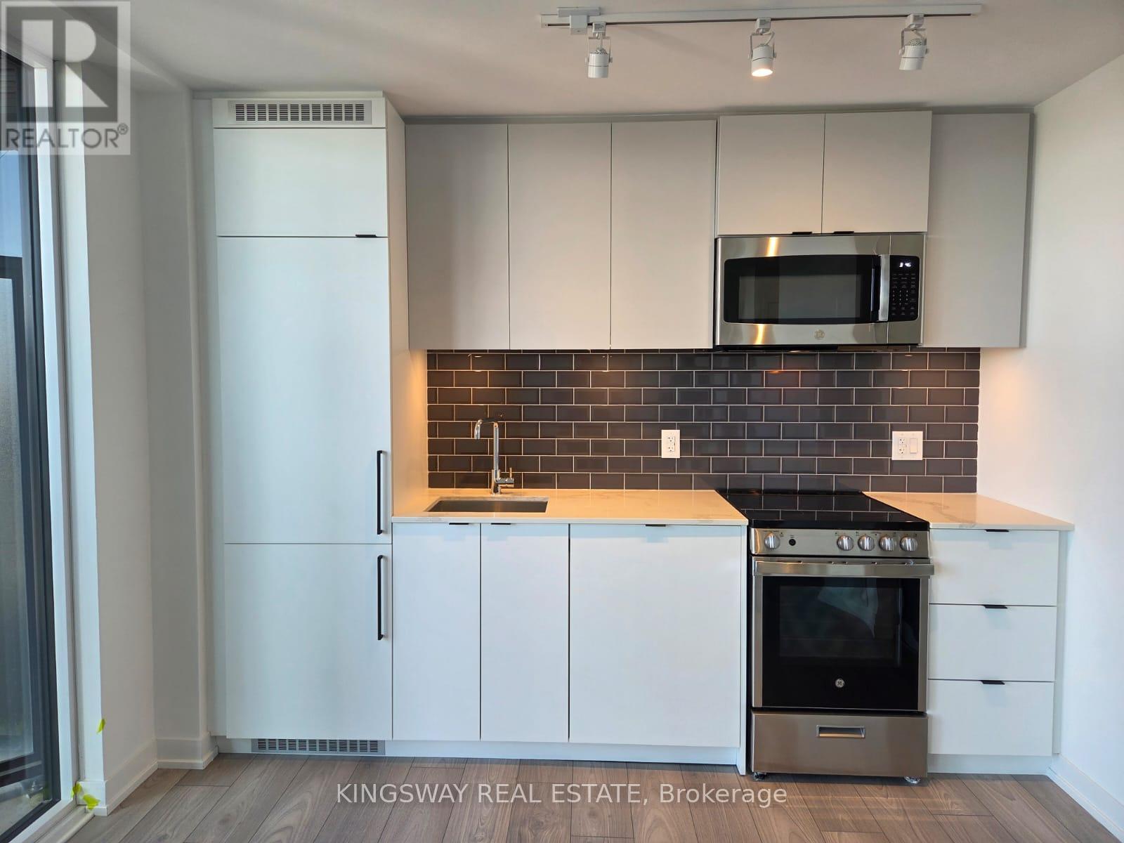 803 - 285 Dufferin Street, Toronto, Ontario  M6K 0J2 - Photo 5 - W12155314