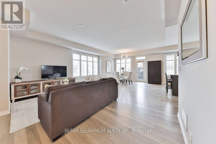 74 - 30 Carnation Avenue, Toronto, Ontario  M8V 0B8 - Photo 3 - W12155344