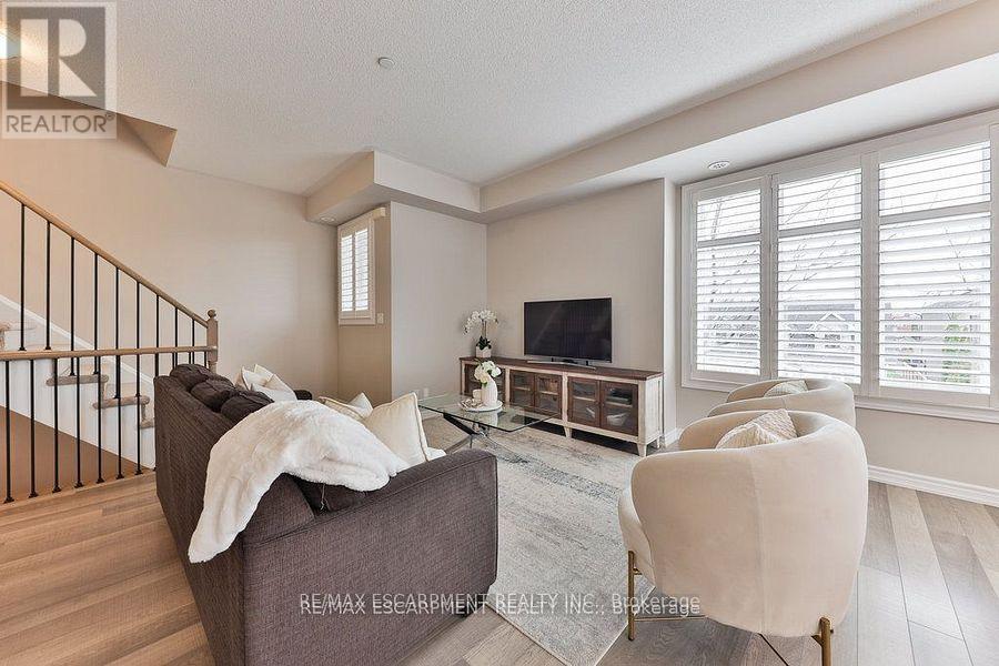 74 - 30 Carnation Avenue, Toronto, Ontario  M8V 0B8 - Photo 4 - W12155344