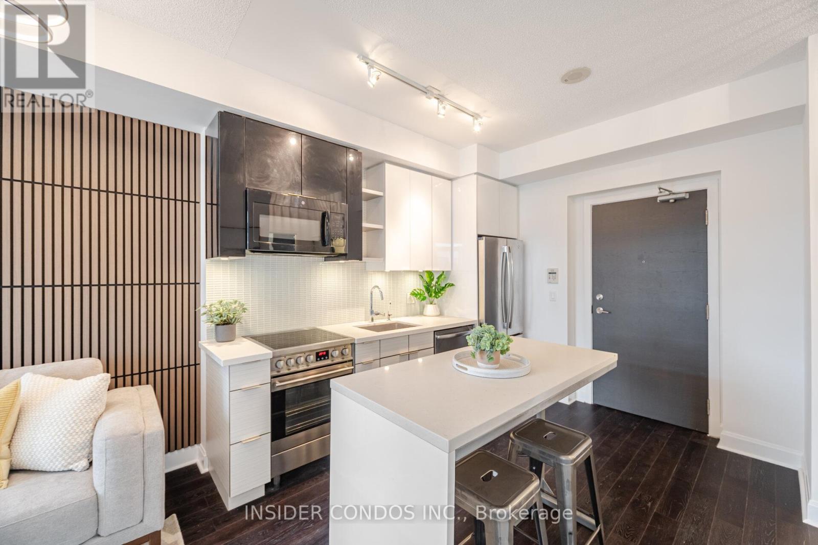 1307 - 33 Shore Breeze Drive, Toronto, Ontario  M8V 0G1 - Photo 10 - W12155380