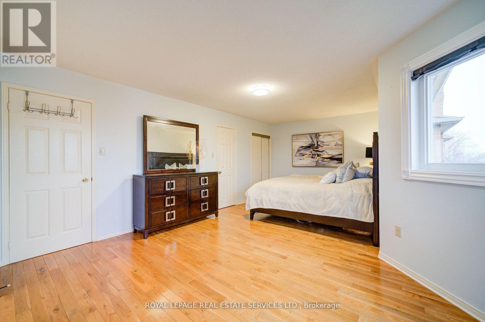 5202 Buttermill Court, Mississauga, Ontario  L5V 1S4 - Photo 32 - W12155390