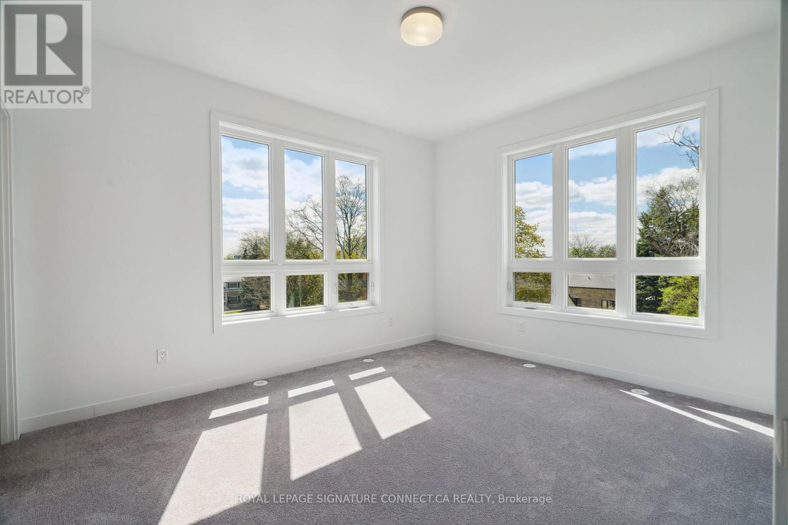 19 - 4045 Hickory Drive, Mississauga, Ontario  L4W 1L1 - Photo 5 - W12155414