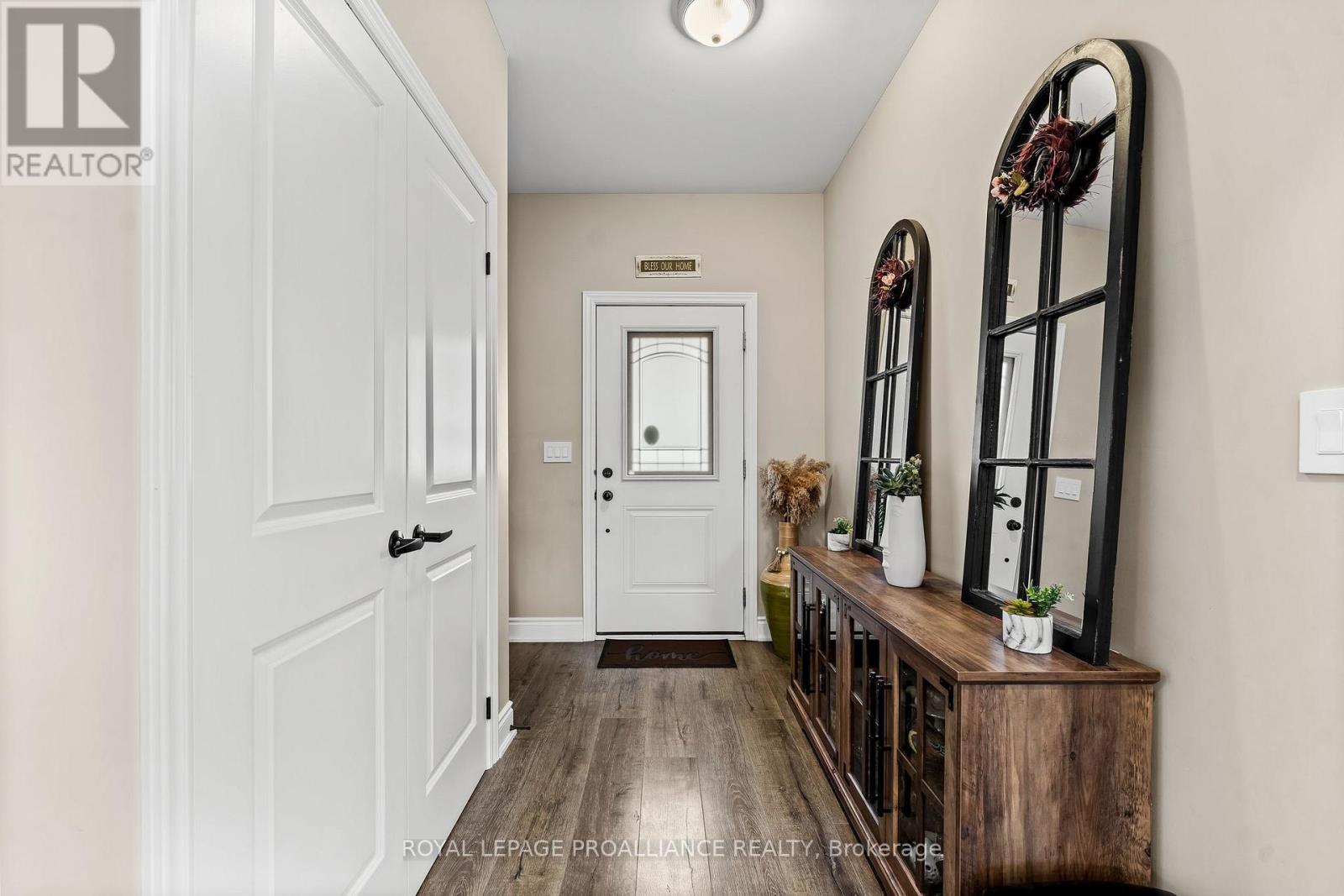 709 Elmer Hutton Street, Cobourg, Ontario  K9A 0K9 - Photo 5 - X12155465