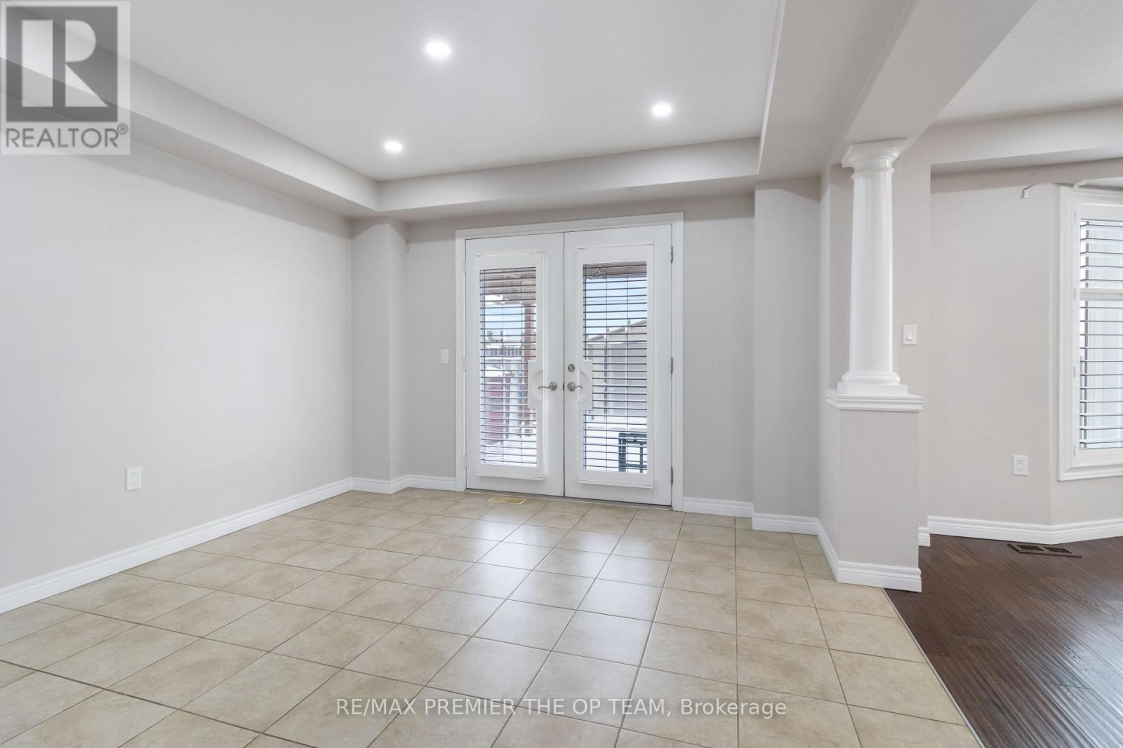 147 Pelech Crescent N, Hamilton, Ontario  L0R 1P0 - Photo 12 - X12155303