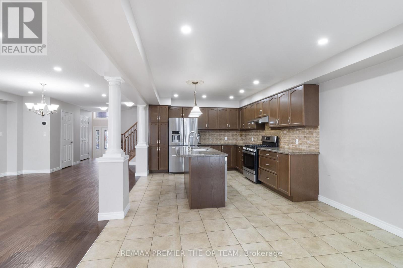 147 Pelech Crescent N, Hamilton, Ontario  L0R 1P0 - Photo 18 - X12155303
