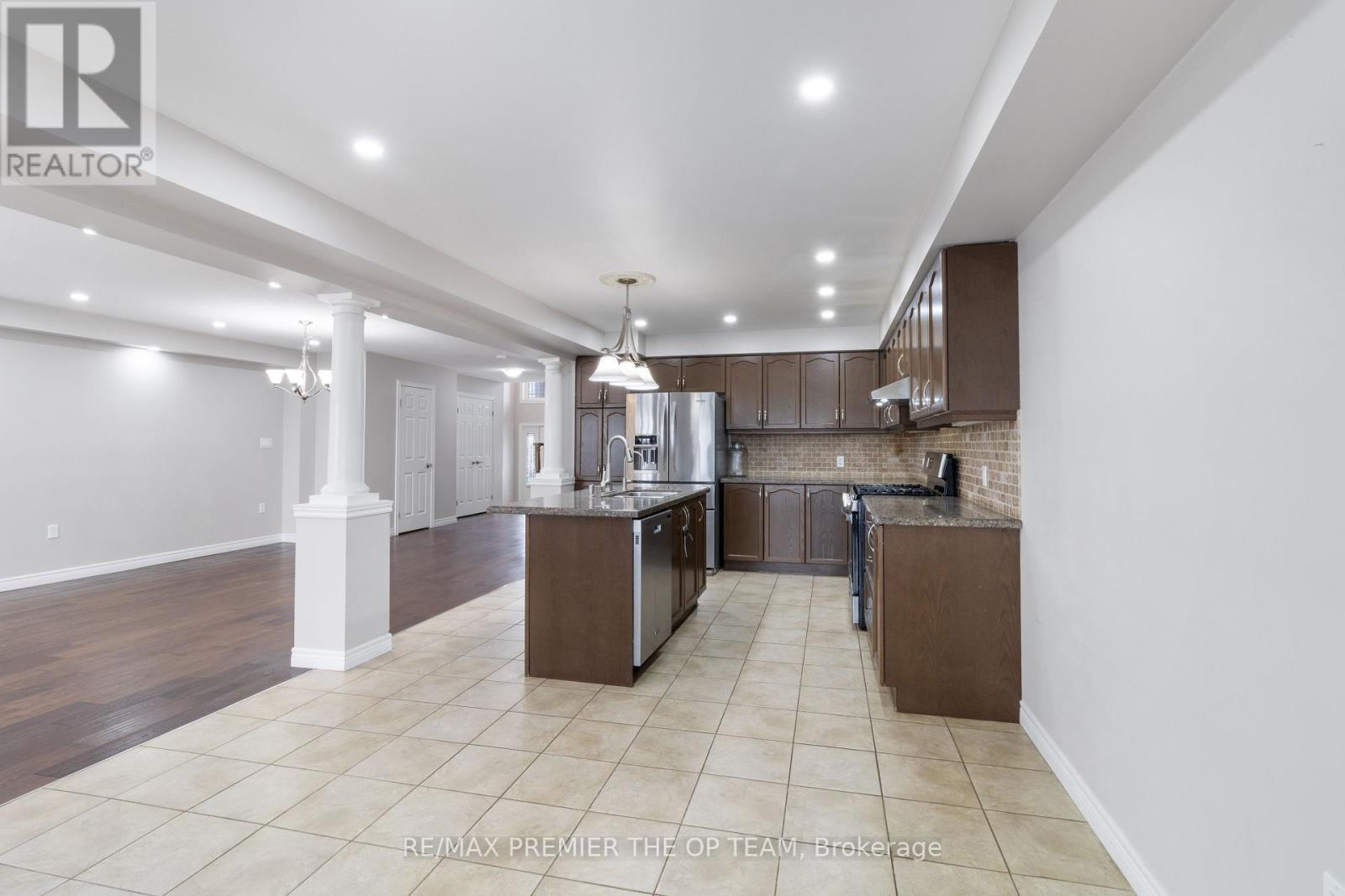 147 Pelech Crescent N, Hamilton, Ontario  L0R 1P0 - Photo 20 - X12155303