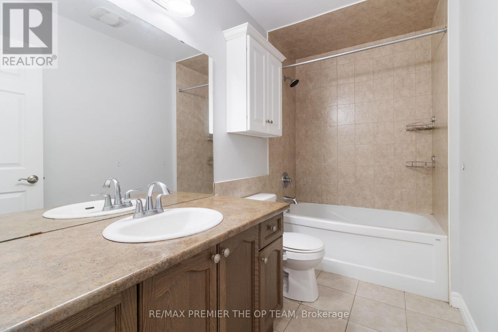 147 Pelech Crescent N, Hamilton, Ontario  L0R 1P0 - Photo 30 - X12155303