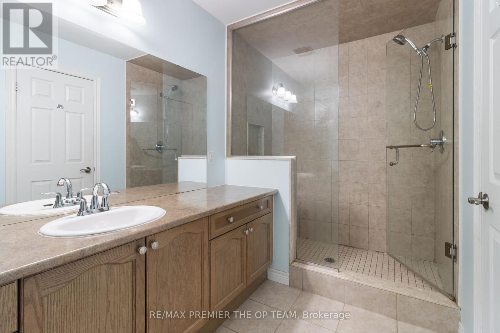 147 Pelech Crescent N, Hamilton, Ontario  L0R 1P0 - Photo 39 - X12155303