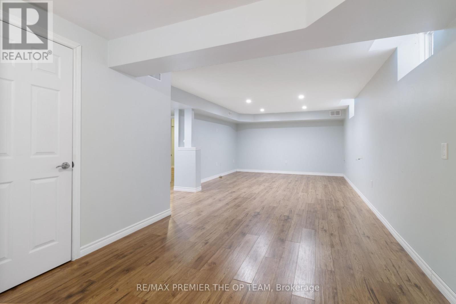 147 Pelech Crescent N, Hamilton, Ontario  L0R 1P0 - Photo 41 - X12155303