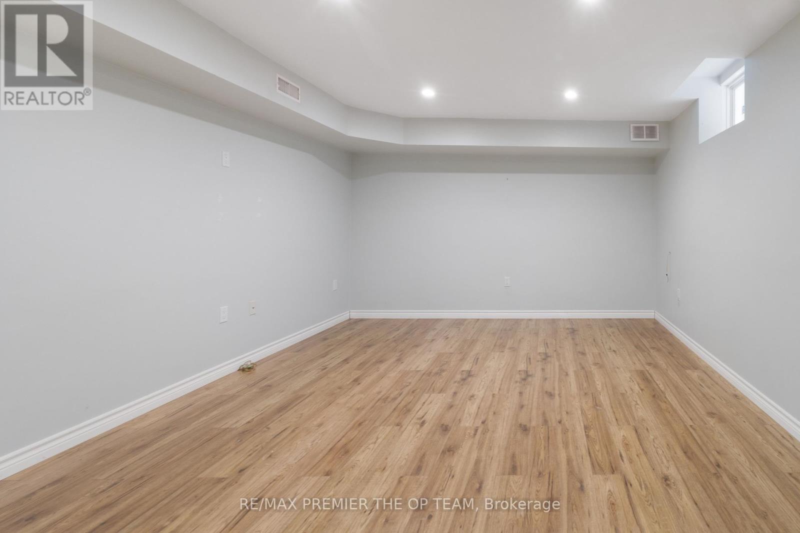 147 Pelech Crescent N, Hamilton, Ontario  L0R 1P0 - Photo 42 - X12155303