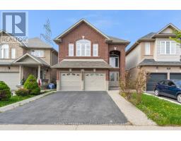147 PELECH CRESCENT N, Hamilton, Ontario