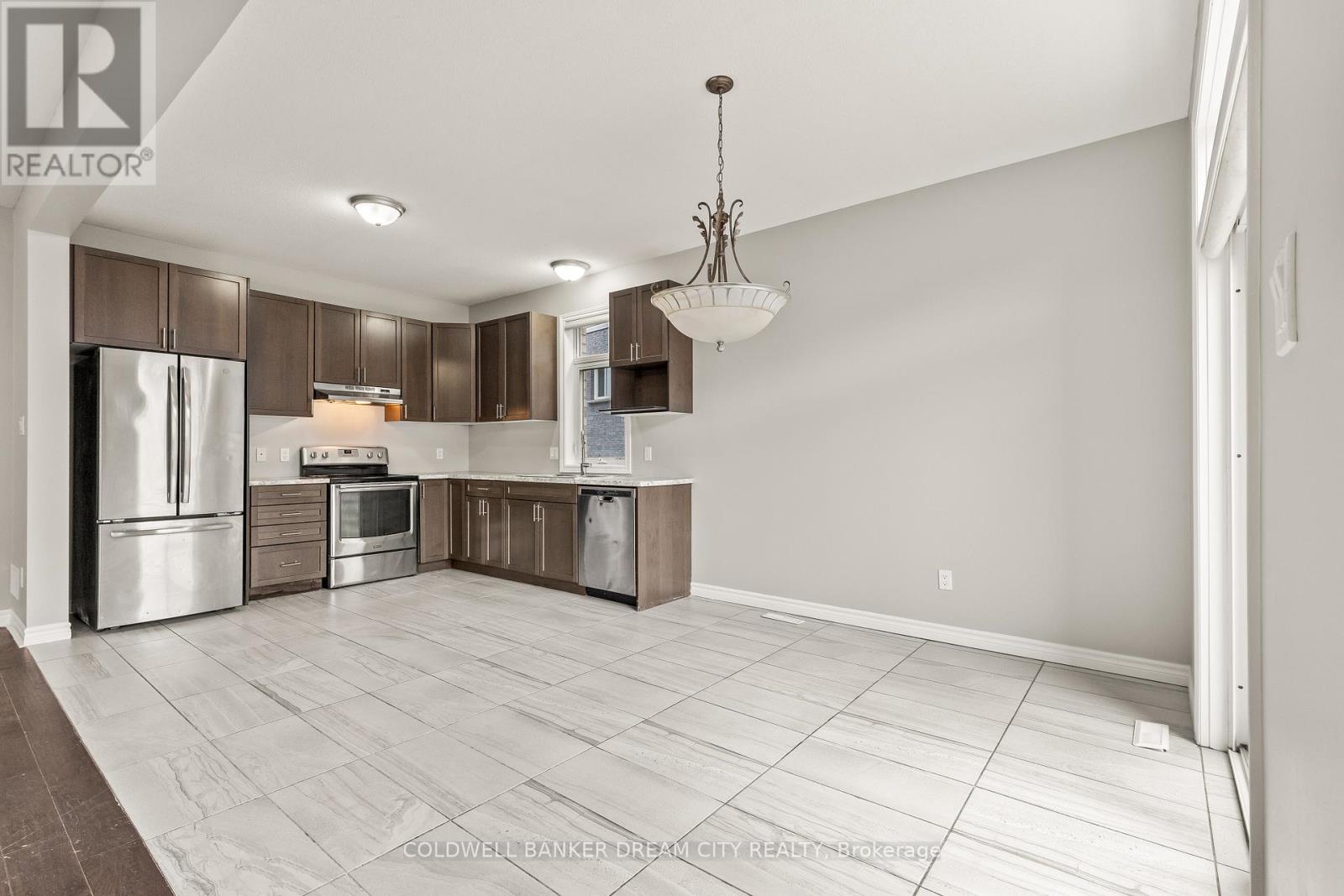 2946 Tokala Trail, London North, Ontario  N6G 0S6 - Photo 18 - X12155346