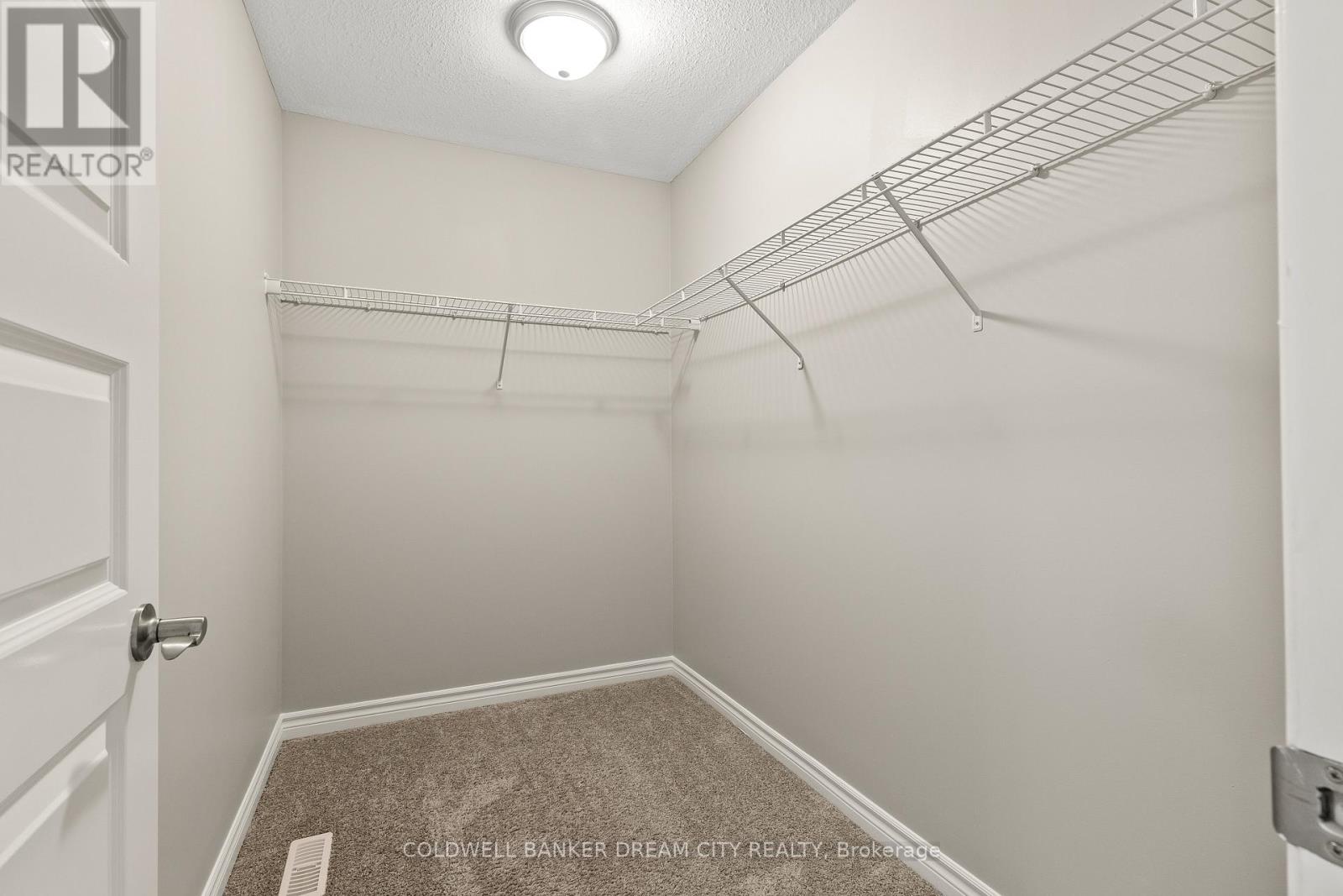 2946 Tokala Trail, London North, Ontario  N6G 0S6 - Photo 25 - X12155346
