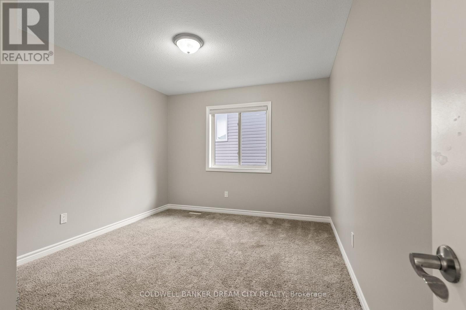 2946 Tokala Trail, London North, Ontario  N6G 0S6 - Photo 31 - X12155346