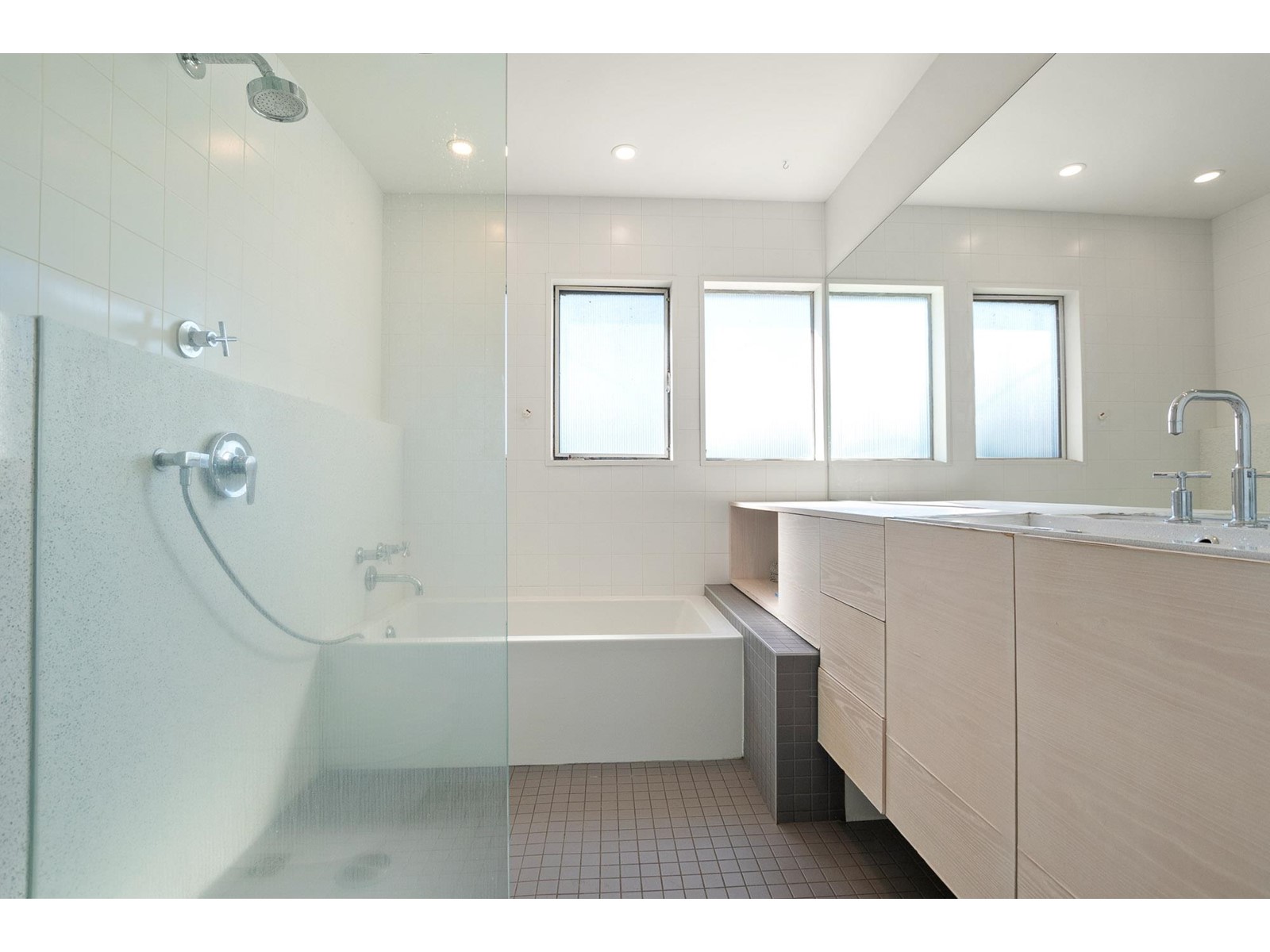 9867 Inglewood Crescent, Chilliwack Proper East, Chilliwack, British Columbia  V2P 5L7 - Photo 18 - R3003810