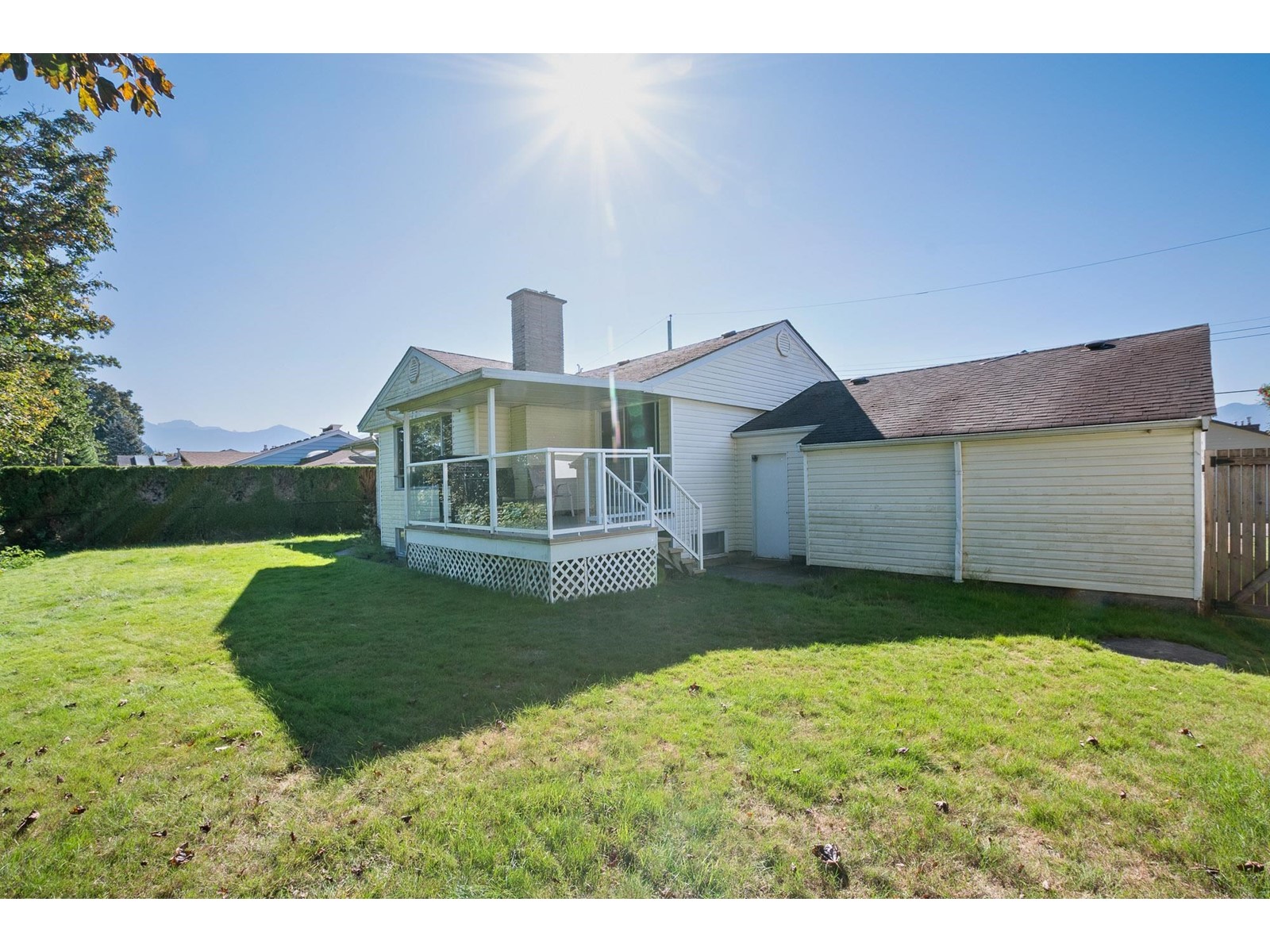 9867 Inglewood Crescent, Chilliwack Proper East, Chilliwack, British Columbia  V2P 5L7 - Photo 40 - R3003810
