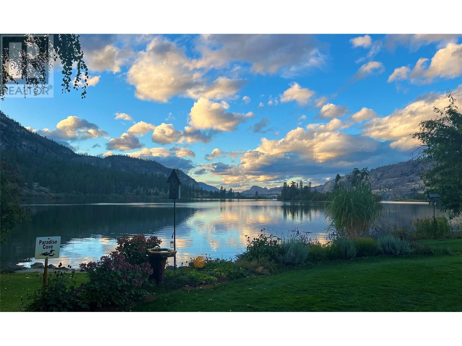 252 Sundial Road, Oliver, British Columbia  V0H 1T2 - Photo 2 - 10347811