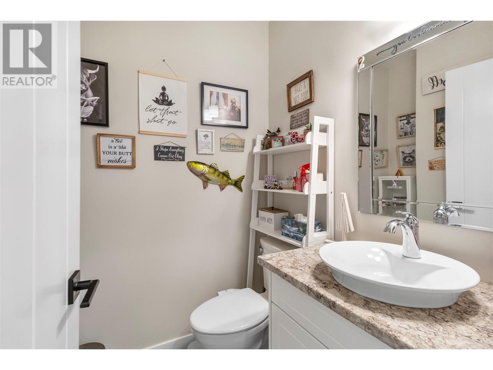 Property at 1541 EMERALD Drive image 2