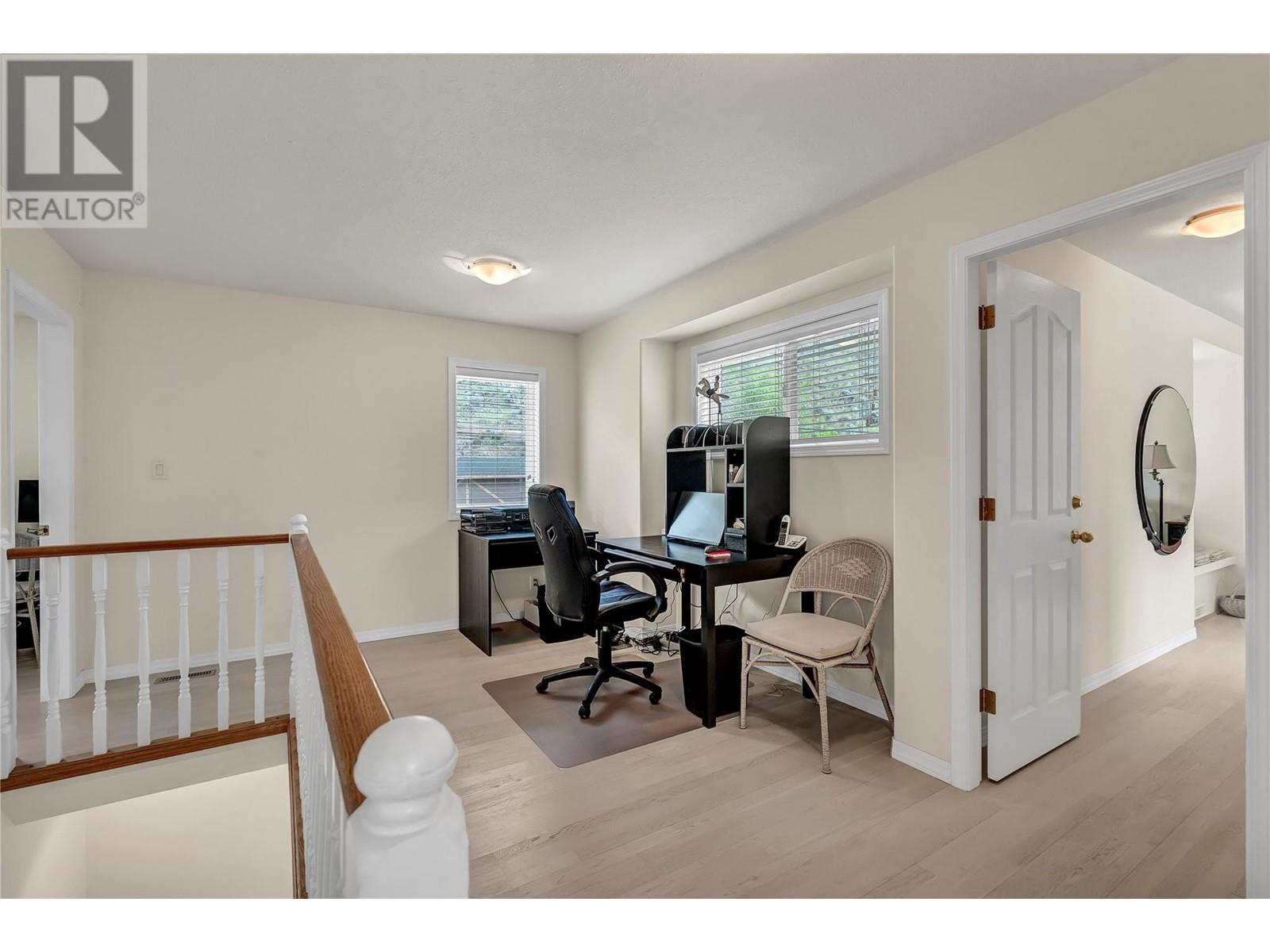 4597 Lakeside Road, Penticton, British Columbia  V2A 8W4 - Photo 24 - 10348194